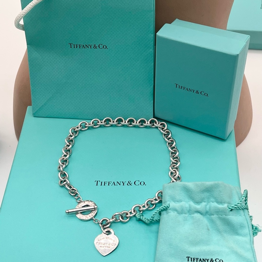 🔴Authentic Tiffany & Co. Sterling Silver RTT Heart Tag Toggle Link Necklace🔴 - Picture 4 of 8